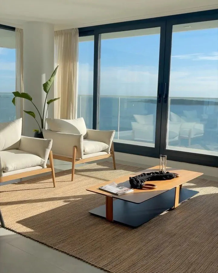 Salón con vistas al mar